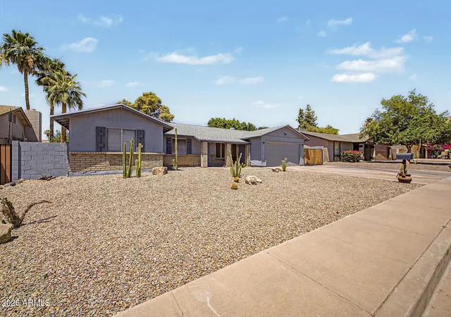 Photo 4 of Single family home for sale at 10422 S 44th Street, Phoenix, AZ 85044 | MLS# 7047460 | Listing updated on 2026-07-14