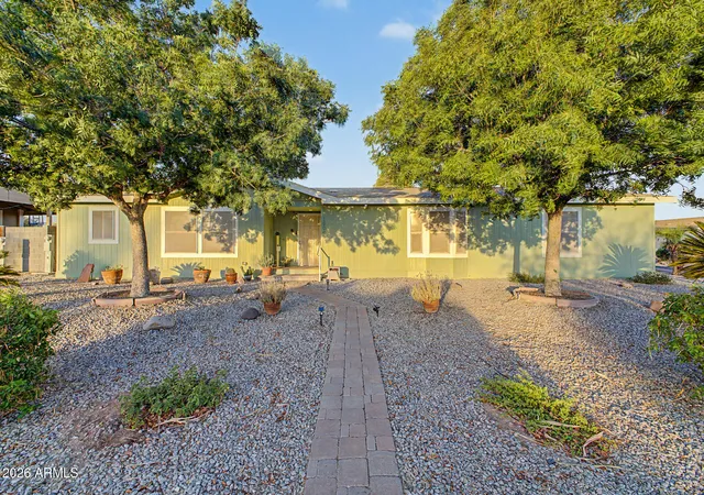 3rd image of 16001 N 70Th Dr, Peoria, AZ 85382 | MLS# 7047631