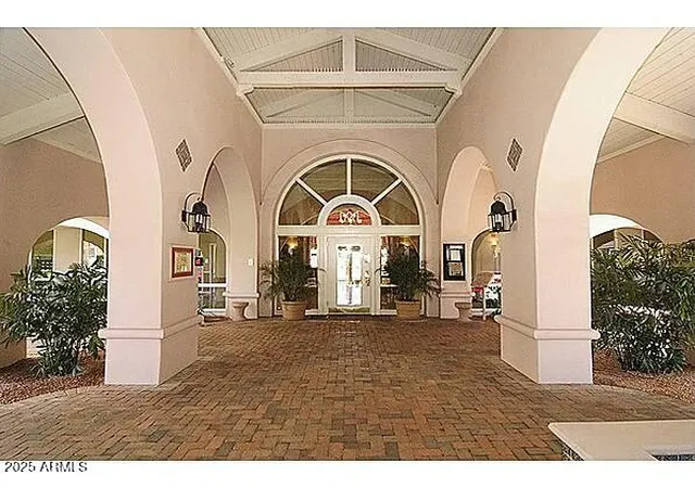 Listing Photo 4 - Condo for sale in building located at 4200 N Miller Rd, Scottsdale, AZ 85251 - Unit #104