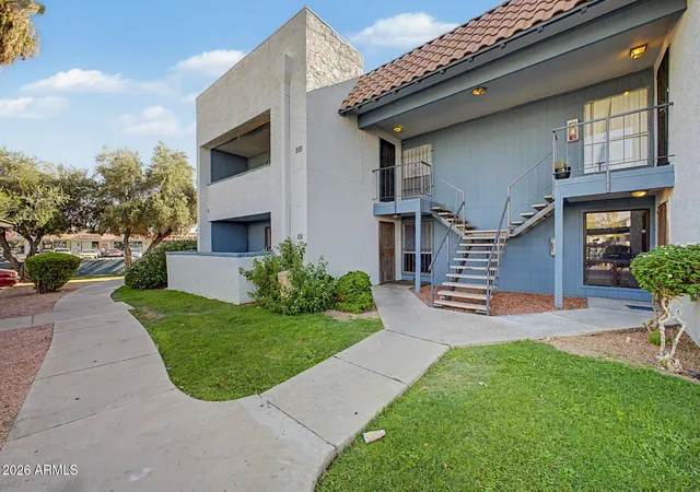 3rd image of 4608 W Maryland Ave #201, Glendale, AZ 85301 | MLS# 7053166