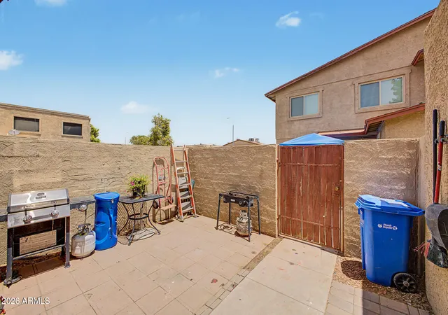 Photo 3 of Sale Pending at 4049 W Reade Ave, Phoenix, AZ 85019 | MLS# 7053187 | Listing updated on 2026-08-28