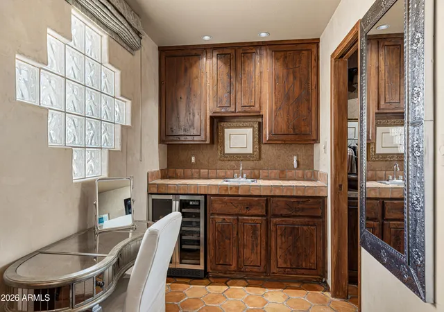 Photo 3 of Sale Pending at 6725 E Cholla St, Scottsdale, AZ 85254 | MLS# 7052420 | Listing updated on 2026-09-18