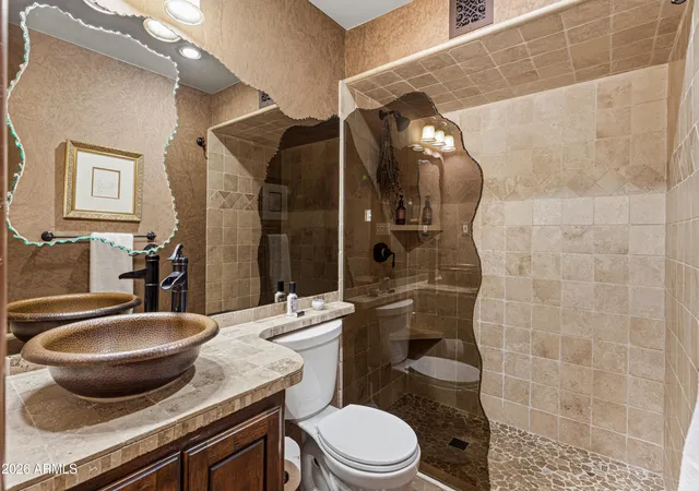 Photo 4 of Sale Pending at 6725 E Cholla St, Scottsdale, AZ 85254 | MLS# 7052420 | Listing updated on 2026-09-18