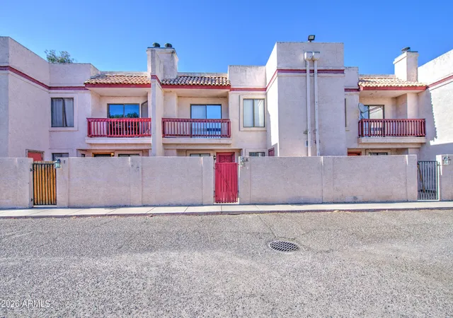 Photo 2 of Townhouse for sale at 3001 E Grandview Rd #8, Phoenix, AZ 85032 | MLS# 7047881 | Listing updated on 2026-07-16