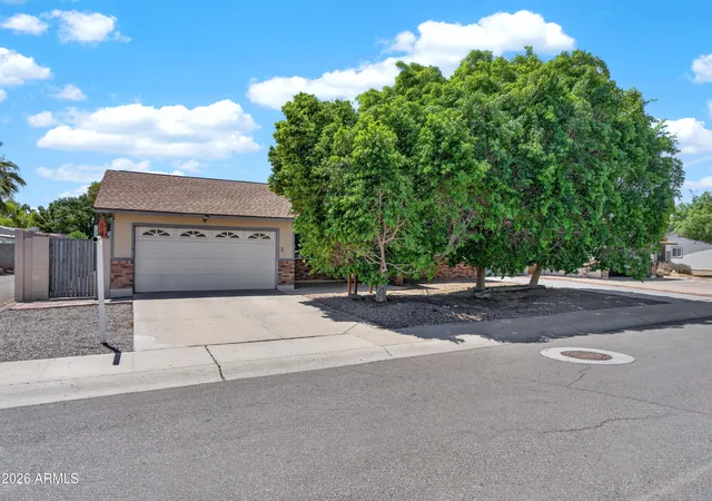Photo 2 of Single family home for sale at 3222 N Sean Dr, Chandler, AZ 85224 | MLS# 7048198 | Listing updated on 2026-09-18