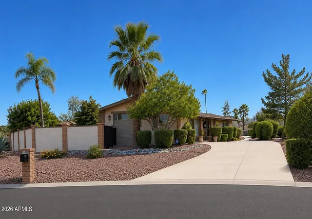 Photo 3 of Single family home for sale at 14410 N Lariat Ln, Fountain Hills, AZ 85268 | MLS# 7047783 | Listing updated on 2026-08-03