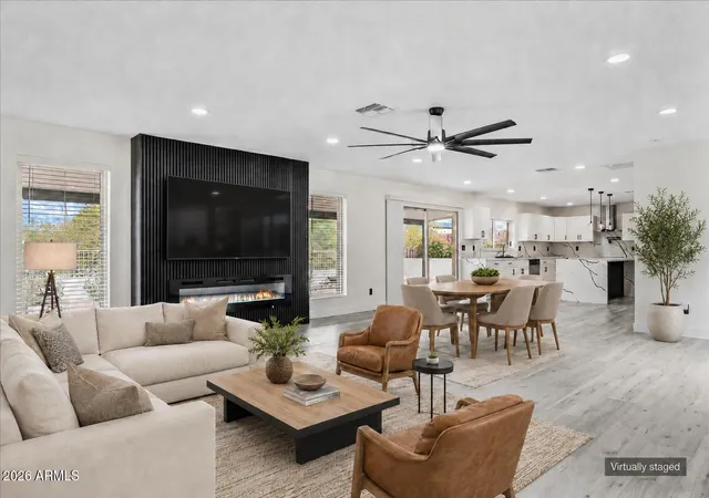Photo 1 of Single family home for sale at 9402 N 18th Street, Phoenix, AZ 85020 | MLS# 7055768 | Listing updated on 2026-08-11