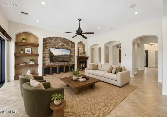 Photo 4 of Single family home for sale at 2312 N Steele Cir, Mesa, AZ 85207 | MLS# 7048154 | Listing updated on 2026-09-08