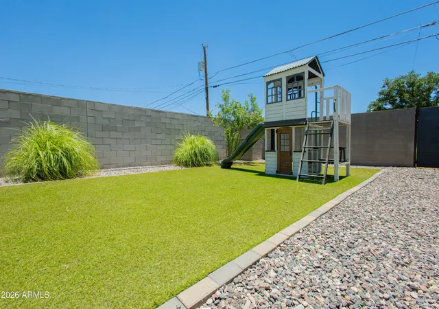 Photo 3 of Single family home for sale at 721 E 9th Street, Douglas, AZ 85607 | MLS# 7047878 | Listing updated on 2026-08-30