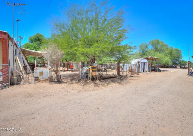 Photo 3 of Sale Pending at 50740 W Julie Ln, Maricopa, AZ 85139 | MLS# 7047795 | Listing updated on 2026-09-21