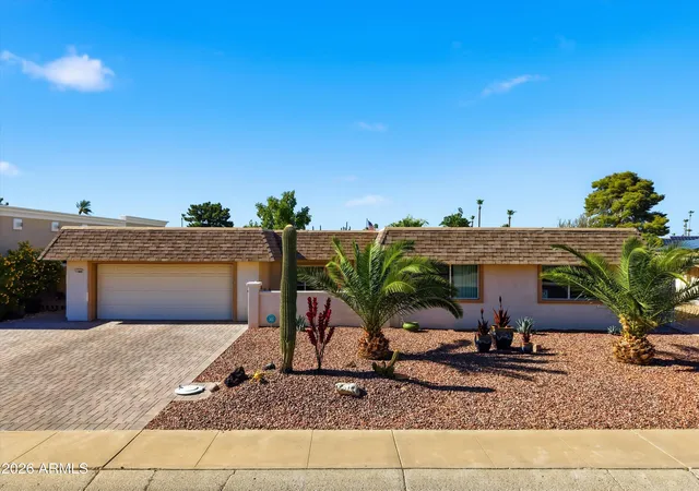 3rd image of 11006 W Canyon Creek Dr, Sun City, AZ 85351 | MLS# 7049672