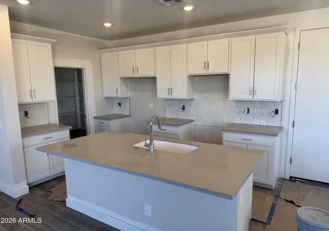 2nd image of 2279 S Swan Ct, Gilbert, AZ 85295 | MLS# 7047815