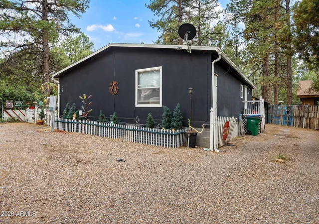 1st image of 640 S 29th Dr, Show Low, AZ 85901 | MLS# 7047825