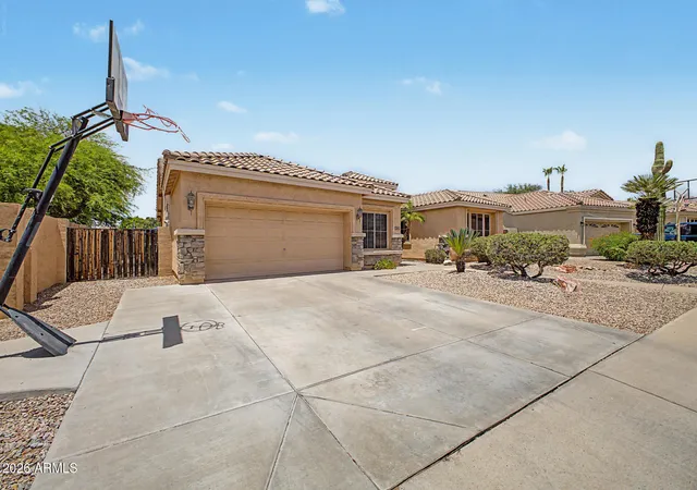 3rd image of 250 S Gibson St, Gilbert, AZ 85296 | MLS# 7050202