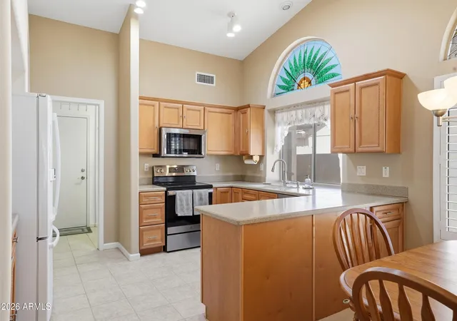 Photo 4 of Sale Pending at 8306 W Tonto Ln, Peoria, AZ 85382 | MLS# 7048323 | Listing updated on 2026-08-28