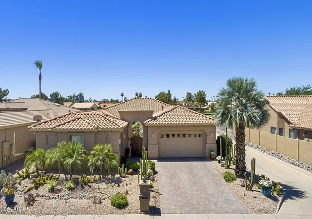 Homes for sale in Sun Lakes, AZ | 24613 S Lakeway Cir Se, Sun Lakes, AZ 85248 | MLS# 7048340