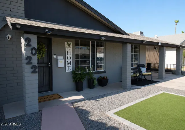 Photo 3 of Single family home for sale at 2022 W Aster Dr, Phoenix, AZ 85029 | MLS# 7047925 | Listing updated on 2026-08-11