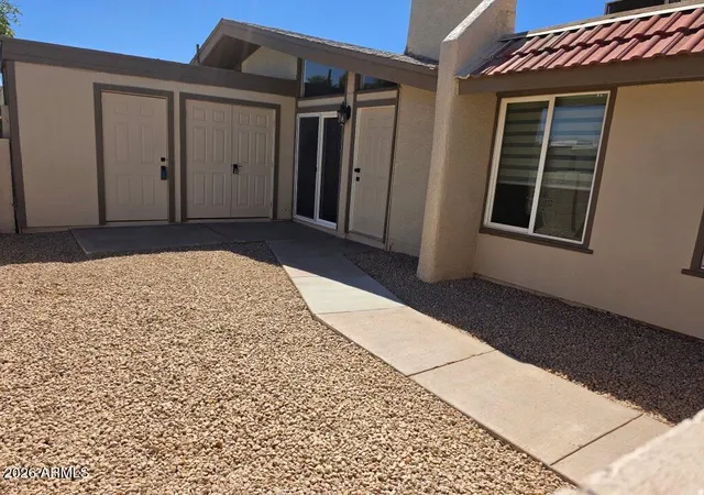 Photo 3 of Townhouse for sale at 525 N May St #9, Mesa, AZ 85201 | MLS# 7049250 | Listing updated on 2026-09-11