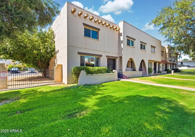 Photo 2 of Townhouse for sale at 6825 E Osborn Rd #F, Scottsdale, AZ 85251 | MLS# 7048546 | Listing updated on 2026-10-08