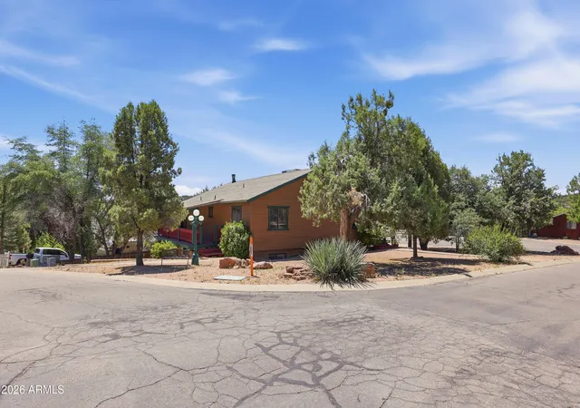 Photo 4 of Single family home for sale at 307 S Brassie Dr, Payson, AZ 85541 | MLS# 7050241 | Listing updated on 2026-09-01