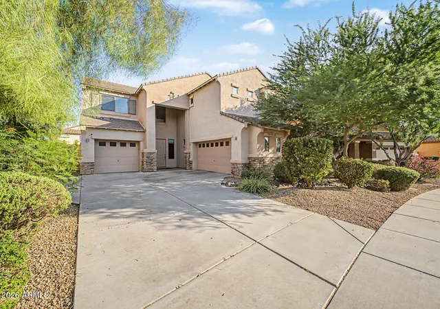 Photo 3 of Single family home for sale at 23111 N 40th Way, Phoenix, AZ 85050 | MLS# 7048074 | Listing updated on 2026-09-20