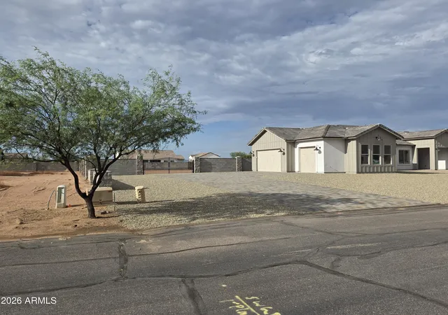 Photo 4 of Single family home for sale at 6561 W Palomino Way, Coolidge, AZ 85128 | MLS# 7048315 | Listing updated on 2026-09-20