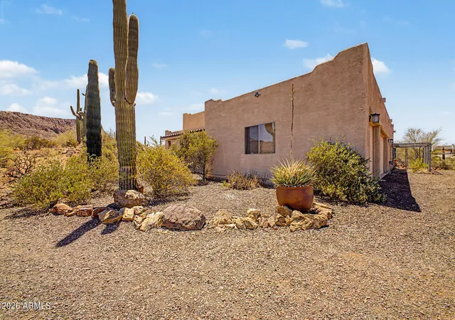 32nd image of 407 E Honda Bow Rd, Phoenix, AZ 85086 | MLS# 7048097