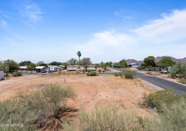 5th image of 26545 S Chaparral Dr #58, Congress, AZ 85332 | MLS# 7048106