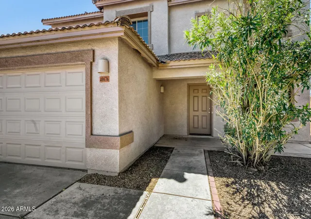 Photo 4 of Single family home for sale at 40676 N Las Praderas St, San Tan Valley, AZ 85140 | MLS# 7048910 | Listing updated on 2026-09-17