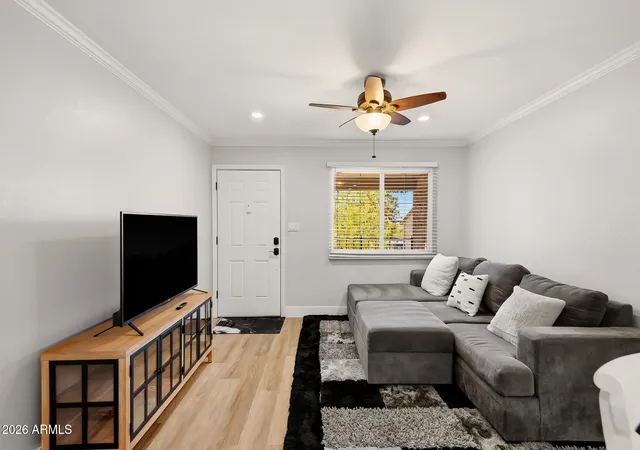2nd image of 12440 N 20Th St, Phoenix, AZ 85022