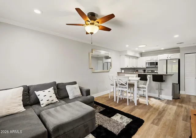 3rd image of 12440 N 20Th St, Phoenix, AZ 85022