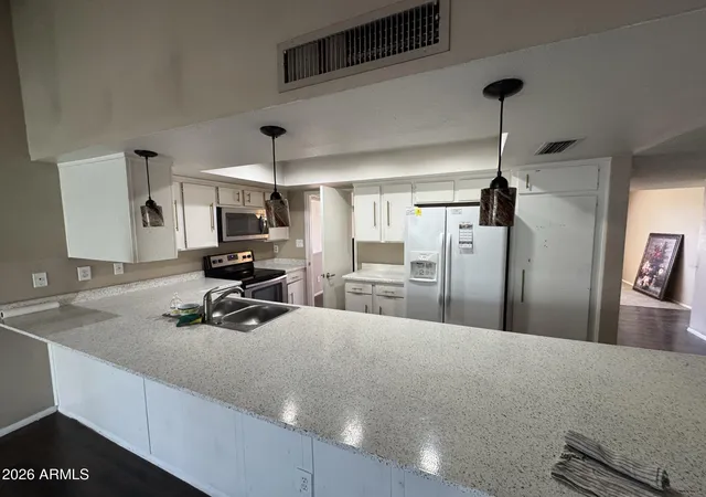 Photo 4 of Single family home for sale at 6540 W Hazelwood St, Phoenix, AZ 85033 | MLS# 7048228 | Listing updated on 2026-08-25