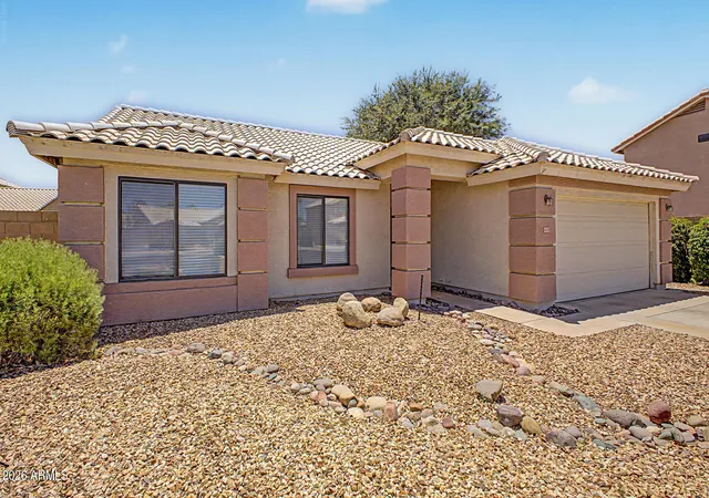 Photo 2 of Single family home for sale at 2463 E Longhorn Pl, Chandler, AZ 85286 | MLS# 7048309 | Listing updated on 2026-08-11
