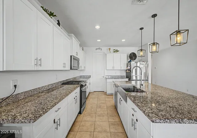 5th image of 11014 W Marguerite Ave, Tolleson, AZ 85353 | MLS# 7052936