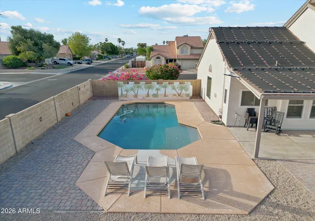 Photo 4 of Single family home for sale at 7233 W Corrine Dr, Peoria, AZ 85381 | MLS# 7050276 | Listing updated on 2026-08-20