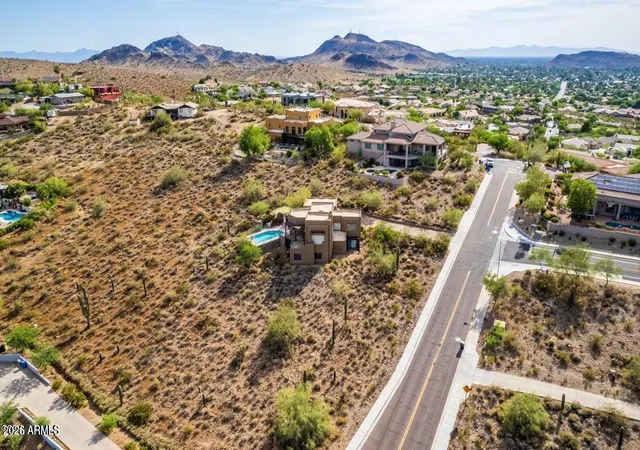 3rd image of 1711 E Sharon Dr #'''''', Phoenix, AZ 85022 | MLS# 7048596