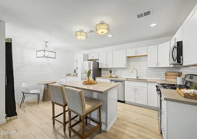 Townhouse for sale at 1624 E Campbell Ave #46, Phoenix, AZ 85016 | MLS# 7052351 | Listing updated on 2026-09-16