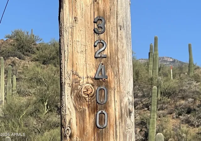1st image of 32400 S Lisa Dr, Black Canyon City, AZ 85324 | MLS# 7048318