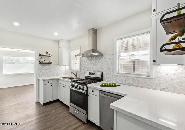 3rd image of 539 W 1St St, Mesa, AZ 85201 | MLS# 7049180