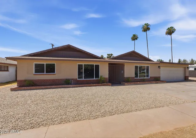 Photo 3 of Single family home for sale at 2617 W Lawrence Rd, Phoenix, AZ 85017 | MLS# 7049326 | Listing updated on 2026-09-03