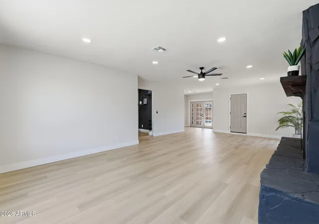 Photo 4 of Single family home for sale at 2617 W Lawrence Rd, Phoenix, AZ 85017 | MLS# 7049326 | Listing updated on 2026-09-03