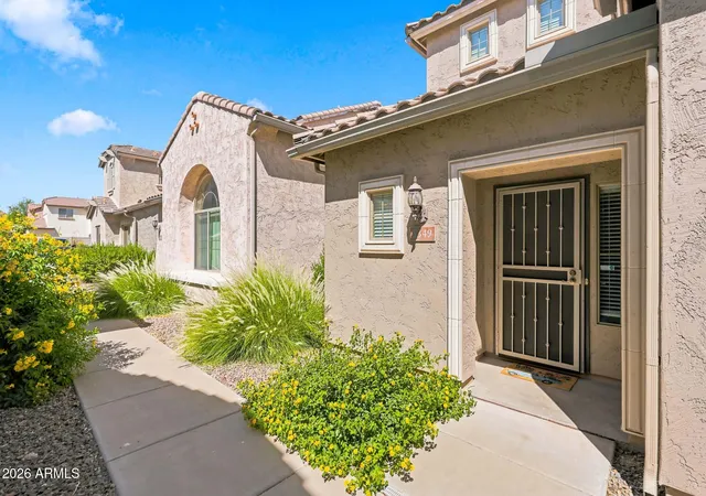 Photo 4 of Single family home for sale at 5349 W Molly Ln, Phoenix, AZ 85083 | MLS# 7049536 | Listing updated on 2026-09-18