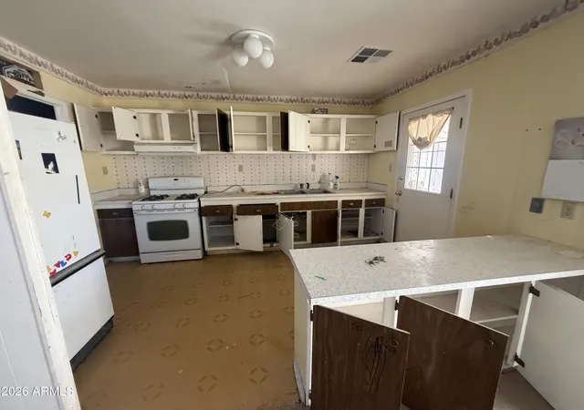 Homes for sale in Ajo, AZ | 130 W 9th Street Street, Ajo, AZ 85321 | MLS# 7048388