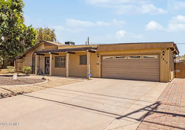 Photo 2 of Single family home for sale at 7613 N 39th Avenue, Phoenix, AZ 85051 | MLS# 7054898 | Listing updated on 2026-09-15