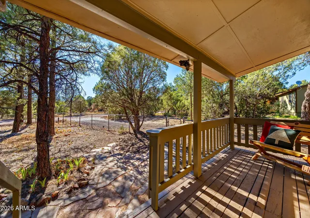 Homes for sale in Overgaard, AZ | 2927 Wildcat Trl, Overgaard, AZ 85933 | MLS# 7050002