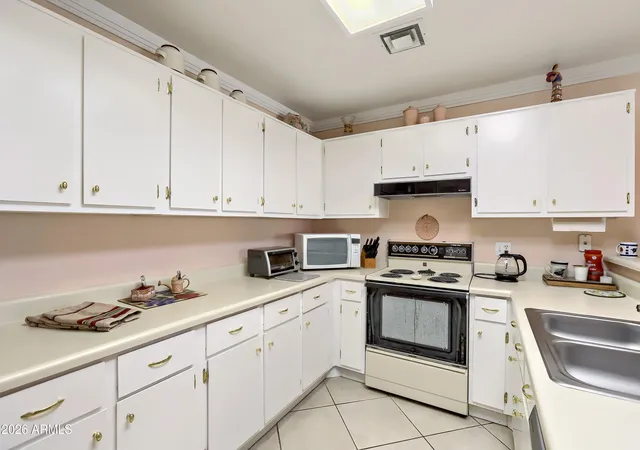3rd image of 14300 W Bell Rd #108, Surprise, AZ 85374 | MLS# 7048493