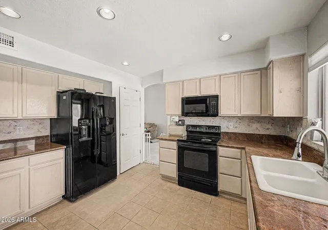 Photo 3 of Single family home for sale at 10405 W Primrose Dr, Avondale, AZ 85392 | MLS# 7050504 | Listing updated on 2026-09-15
