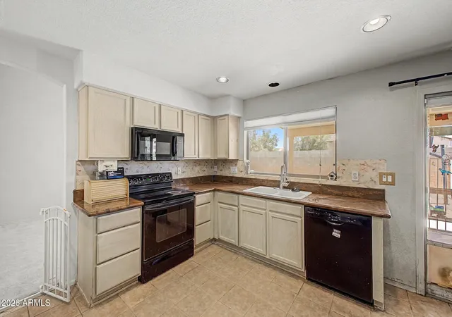 Photo 3 of Single family home for sale at 10405 W Primrose Dr, Avondale, AZ 85392 | MLS# 7050504 | Listing updated on 2026-09-15