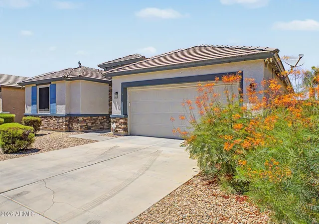 2nd image of 744 W Desert Hollow Dr, San Tan Valley, AZ 85143 | MLS# 7049130