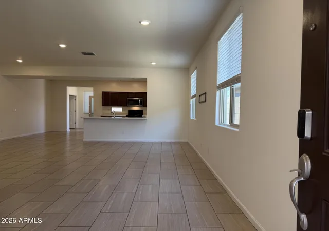 Photo 3 of Sale Pending at 6628 S 4th Street, Phoenix, AZ 85042 | MLS# 7051281 | Listing updated on 2026-09-17